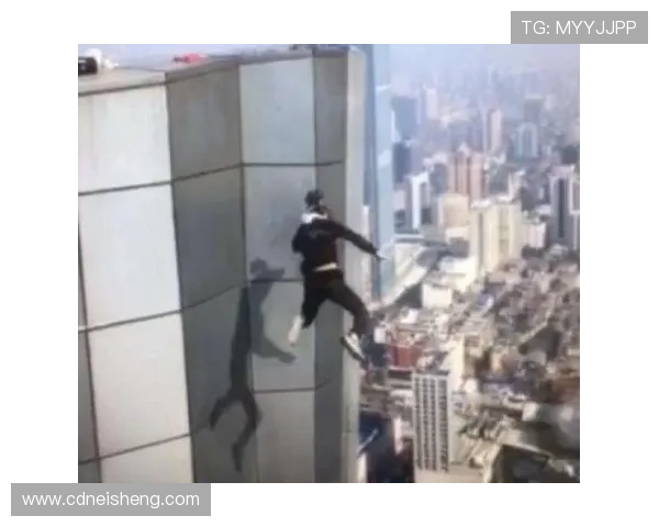 墓地惊魂夜归人谜团重重诡异现象接连发生谁能揭开死亡真相 墓地惊魂夜归人谜团重重诡异现象接连发生谁能揭开死亡真相