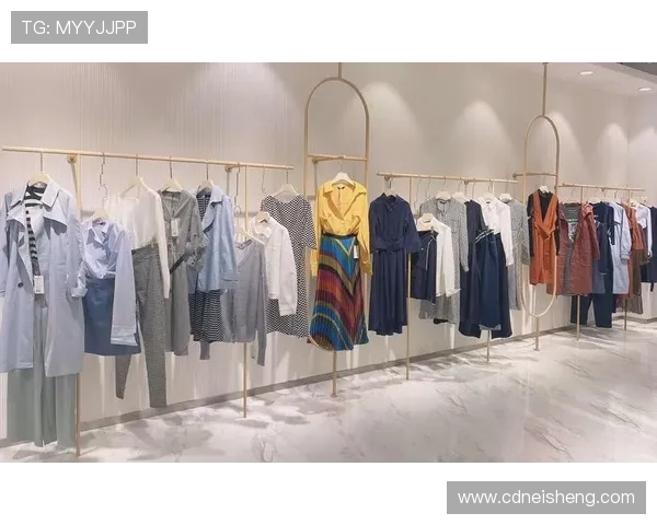 小泽奈美：穿越时光的艺术灵韵，现代女性的摩登风尚